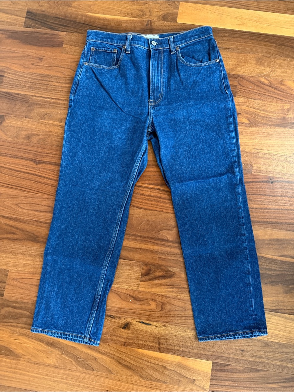 Abercrombie & Fitch women’s Straight-Leg Blue Jeans